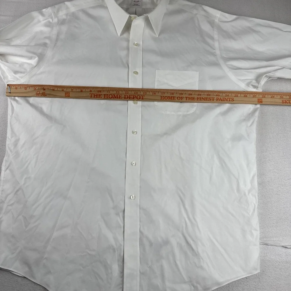 Brooks Brothers Mens Traditional Fit White Pinpoint Oxford 17.5-35 Non-Iron
